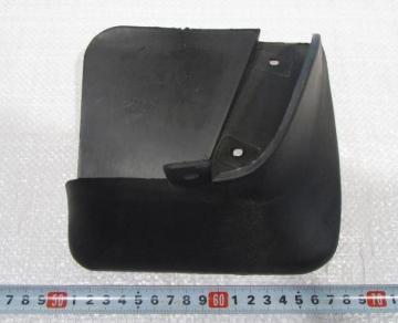 Брызговик Дэу Нексия (Daewoo Nexia) задний правый DM 